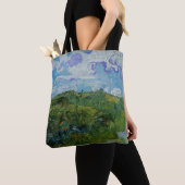 Grüne Weizenfelder von Vincent van Gogh Tasche (Von Nahem)