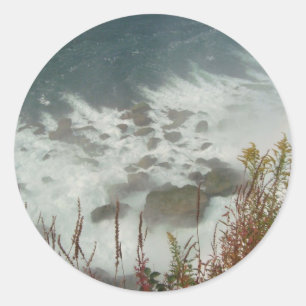 Grüne Wellen Blaues Wasser Abstrakter Wasserfall Runder Aufkleber