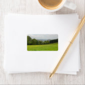Grüne Wiese. Landschaft. Adressaufkleber (Insitu)