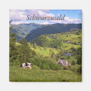 grüne Wiesen und eine Kuh mit Panoramaansicht Magnet