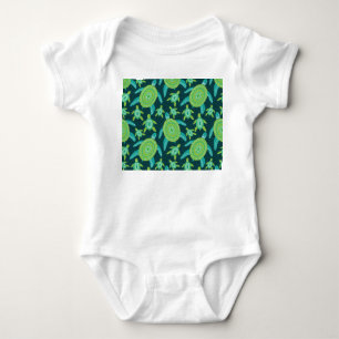 Grüne Zierschildkröten: Vintages Muster. Baby Strampler