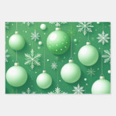 Grüne Zweige und Schneeflocken Geschenkpapier Set (Vorderseite)