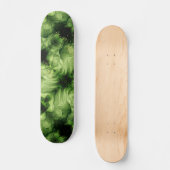 Grüner Abstrakter Swirl Skateboard (Vorderseite)