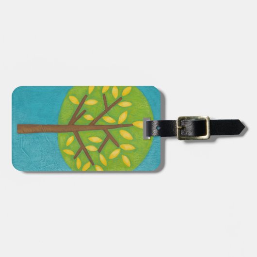 Grüner Baum mit gelben Blätter von Chariklia Zarri Gepäckanhänger (Vorderseite horizontal)
