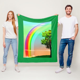 Grüner Baum unter einem Regenbogen Fleecedecke
