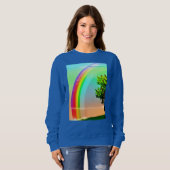 Grüner Baum unter einem Regenbogen Sweatshirt (Vorne ganz)