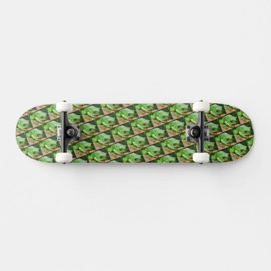 Grüner Baumfrosch Skateboard (Horizontal)