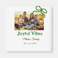 Grüner Bogen fröhlich Vibes fügt Familienname Foto