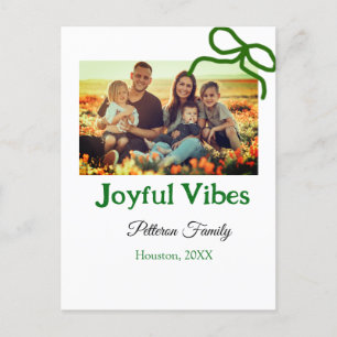 Grüner Bogen fröhlich Vibes fügt Familienname Foto Postkarte