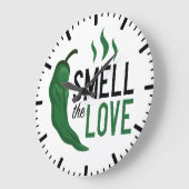 Grüner Chile Riecht die Liebe Große Wanduhr (Winkel)