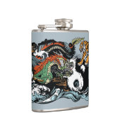 Grüner Drache gegen Tiger Flachmann (Rechts)