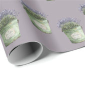 Grüner Eimer Lavendelblüten Geburtstag Geschenkpapier (Rolleneckpunkt)