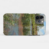 Grüner Frosch auf Schilf über Sumpf, Case-Mate iPhone Hülle (Rückseite (Horizontal))