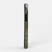 Grüner Frosch auf Schilf über Sumpf, Case-Mate iPhone Hülle (Hinten/Rechts)