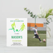 Grüner Fußball Einladung zum Foto (Stehend Vorderseite)