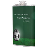 Grüner Fußball Geburtstag / Bachelor Party Flachmann (Links)