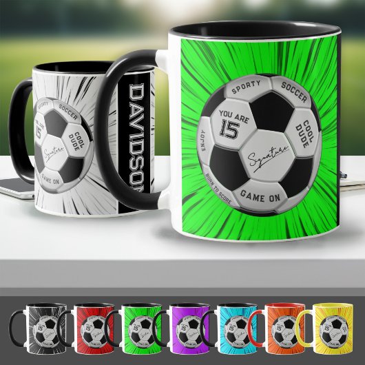 Grüner Fußball mit individuellem Text Ball Geburts Tasse