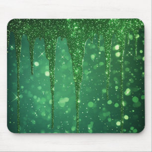Grüner Glitter-Tropfenhintergrund mit funkelndem B Mousepad