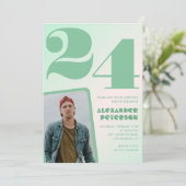 Grüner Gradient 24. Geburtstag Einladungen Foto (Stehend Vorderseite)