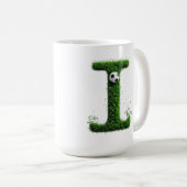 Grüner Grasbuchstabe I mit Fußball Kaffeetasse (VorderseiteRechts)