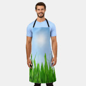 Grüner Grasgarten mit Blau Himmel Design Schürze (Getragen)