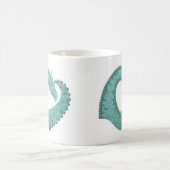 Grüner Herzdrache in Weiß Kaffeetasse (Mittel)