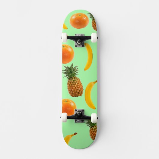 Grüner Hintergrund des tropischen Obst-Skate Skateboard (Vorderseite)