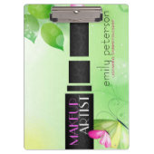 Grüner Hintergrund mit schwarzem Schönheitszeichen Klemmbrett (Vorderseite)