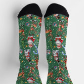 Grüner Hintergrund Weihnachtsdekorationsmuster Socken (Oben)