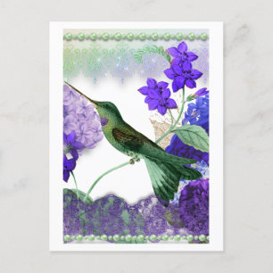 Grüner Hummingvogel mit Blume, Spitzen, Perlen Einladungspostkarte