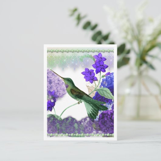 Grüner Hummingvogel mit Blume, Spitzen, Perlen Postkarte (Stehend Vorderseite)