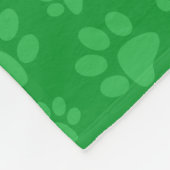 Grüner Hundetatzendruck Fleecedecke (Ecke)