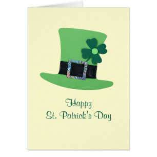 Grüner Hut mit Klee für St. Patrick's Day