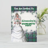 Grüner karierter Braut personalisierter Junggeseli Einladung (Stehend Vorderseite)