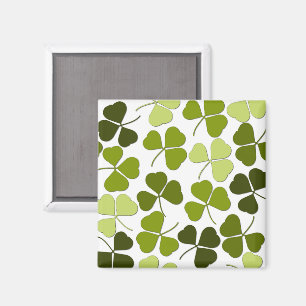 Grüner Klee in verschiedenen Schattierungen Magnet