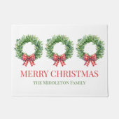 Grüner Kranz mit rotem Gingham Bow Fußmatte (Vorderseite)