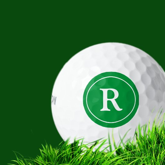 Grüner Kreis mit Namen Mit Monogramm Golfball