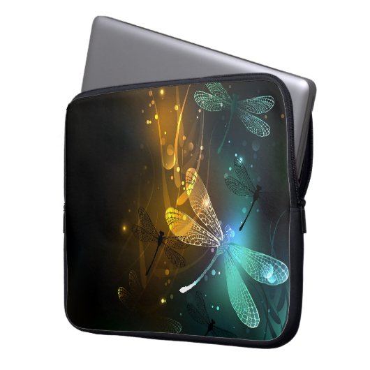 Grüner Libellenflug Laptopschutzhülle (Vorderseite Links)
