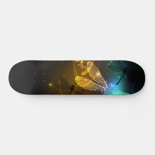 Grüner Libellenflug Skateboard (Horizontal)