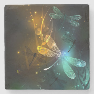 Grüner Libellenflug Steinuntersetzer