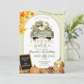 Grüner LKW Herbst gibt Pumpkin Patch Geburtstag Einladung (Stehend Vorderseite)