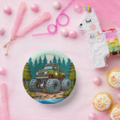 Grüner LKW im Wald Pappteller (Party)