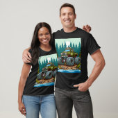 Grüner LKW im Wald T-Shirt (Unisex)