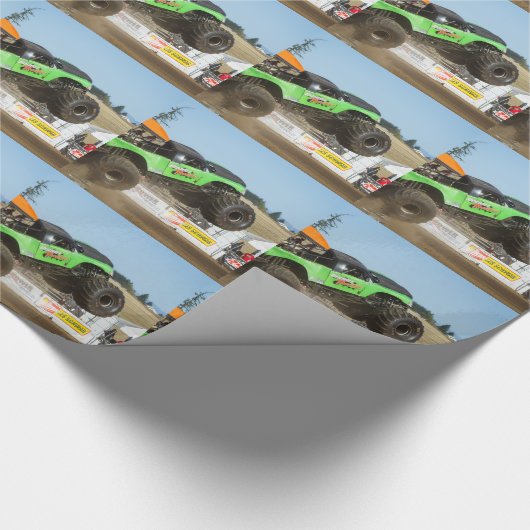 Grüner Monster-Truck in Aktion Geschenkpapier (Ecke)