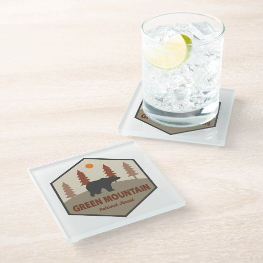 Grüner Nationalwaldbär Glasuntersetzer (Schrägansicht)