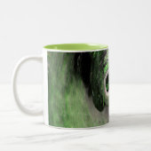 Grüner Planet Zweifarbige Tasse (Links)