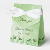 Grüner Schmetterling auf hellgrün - Hochzeit Geschenkschachtel (Vorderseite)