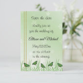 Grüner Schmetterling auf hellgrün - Save The Date (Stehend Vorderseite)