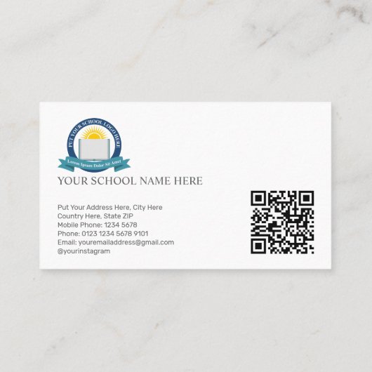 Grüner Schullehrer mit QR-Code Visitenkarte (Rückseite)