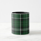 Grüner Schwarz-weißer Tartan kariert Tasse (Zentrum)